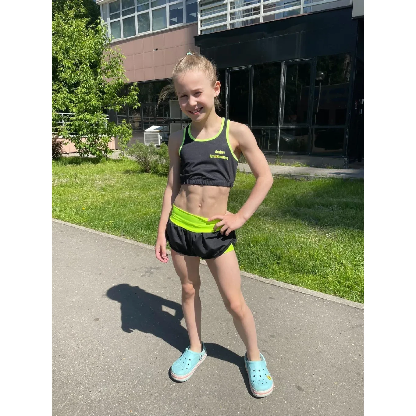 CROPTOP BLACK & GREEN — фото 2